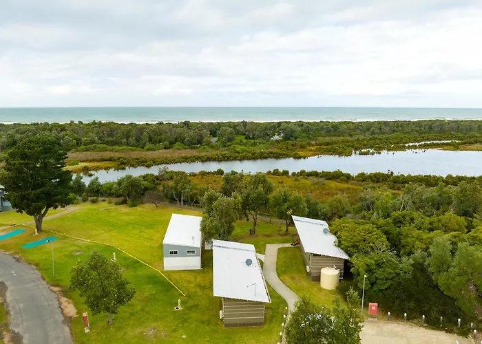 Nrma Eastern Beach Holiday Park